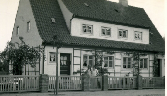 Syke Waldstr. 26. Hier wächst Ursula Haake auf.